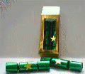 1/12th DOLLS HOUSE 4 GREEN CHRISTMAS CRACKERS (image for) 1/12th DOLLS HOUSE 4 GREEN CHRISTMAS CRACKERS