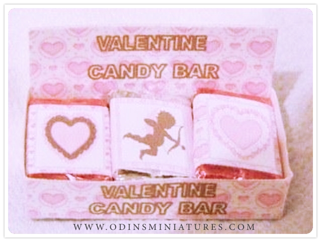 DOLLS HOUSE VALENTINES CHOCOLATE BAR DISPLAY BOX KIT (image for) DOLLS HOUSE VALENTINES CHOCOLATE BAR DISPLAY BOX KIT